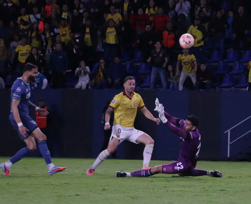 img of Empate agónico entre Universidad Católica y Barcelona SC